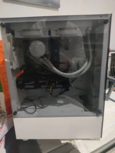 PC com i7 RTX 4060