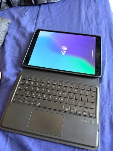 iPad Air 3 Geração + Teclado