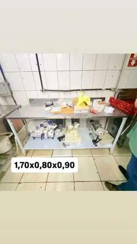 BANCADA DE INOX