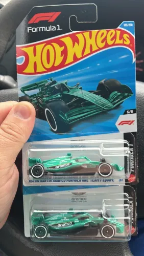 F1aston martin