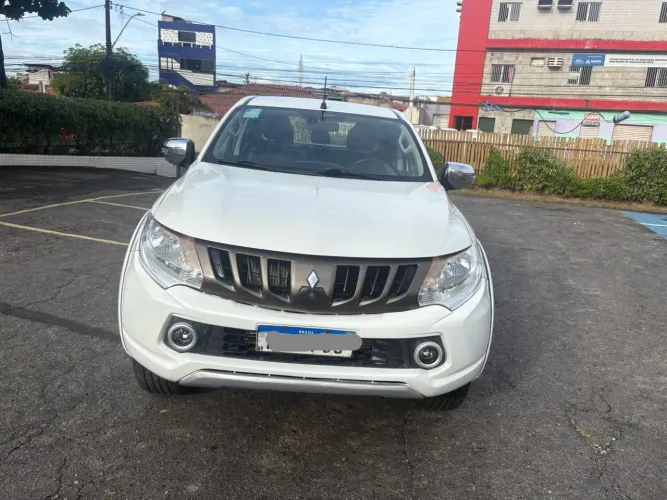 Mitsubishi L200 Triton Sport HPE 2.4 CD Diesel Aut. 2018