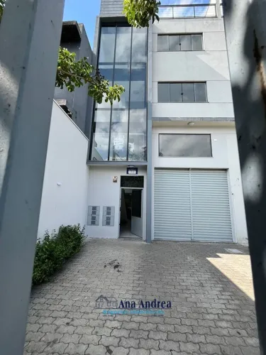 Taboão da Serra, prédio na Kizaemon Takeuti