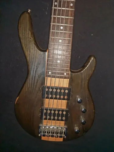 Baixo 6 cordas Eagle