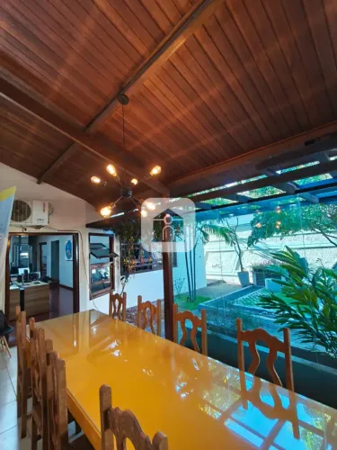 Casa à venda no Centro de Araguari