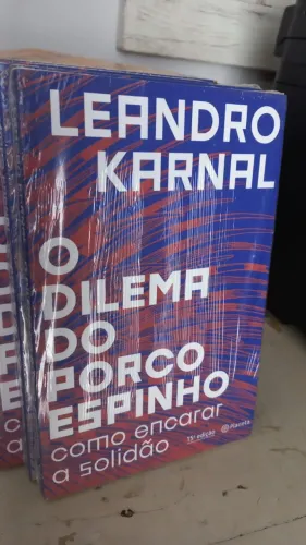 Livro leandro karnal o dilema do porco espinho (Lacrado) - Editora Planeta