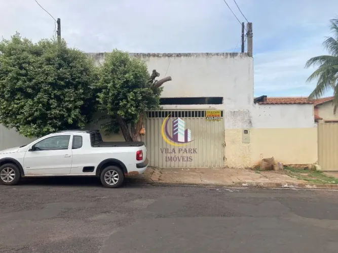 Casa com 2 dormitórios comgalpão de 110 m² na frente por R$ 330.000 - Jardim Nossa Senhora