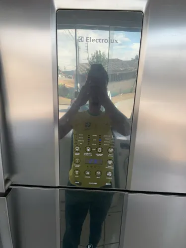 Geladeira Electrolux inox 