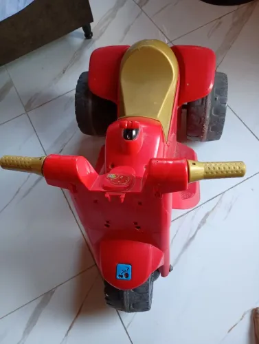 Moto elétrica não está carregando 