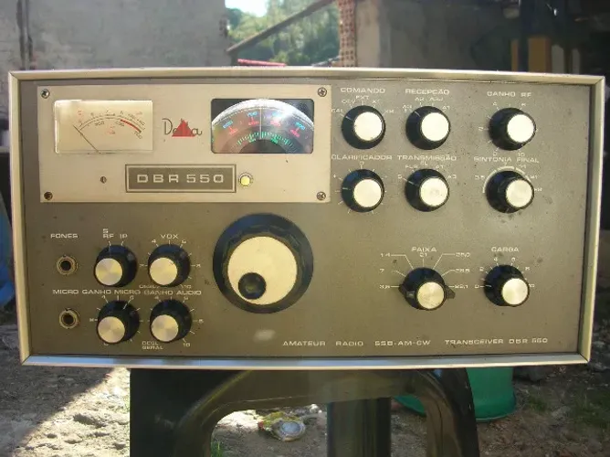 Radio Amador Delta dbr550 no estado troco p deck de rolo ou vintages  marantz