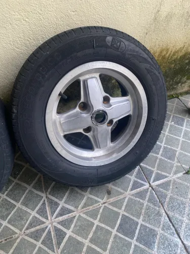 Jogo de rodas de liga para fusca