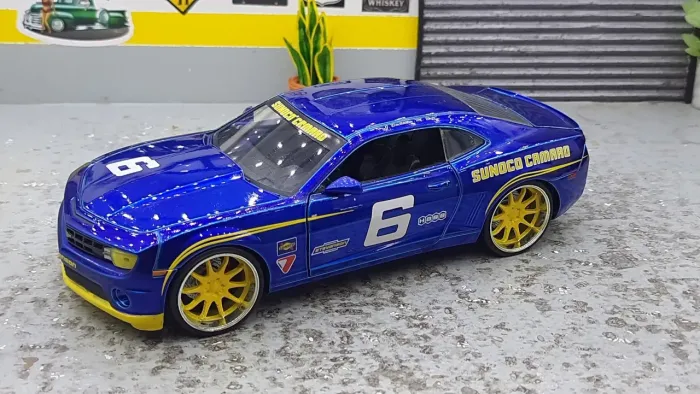 Jada toys 1:24 -Chevrolet Camaro SS 2010
