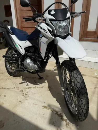 Moto Bros 2024