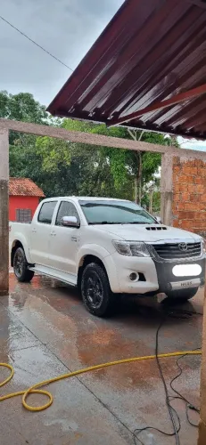 Toyota Hilux CD SRV D4-d 4X4 3.0 TDI Diesel AUT 2012