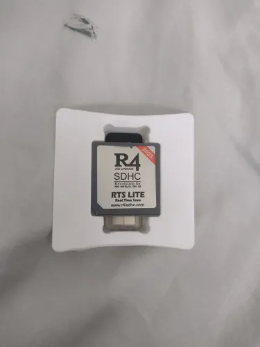 Cartão R4 16 gb + Adaptador de microUsb