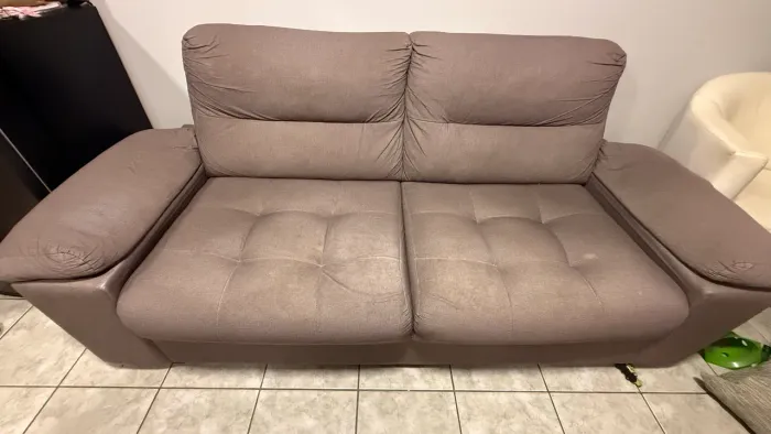 Sofá de tecido Cinza 