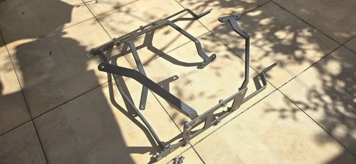 Suporte do Baú para Tiger 1050 Sport - 2015 <br><br>Marca : Livi<br><br>R$ 500.00