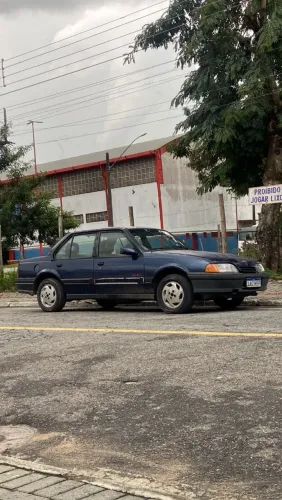 Chevrolet Monza GLS/ Hi-tech 2.0 EFI 2P E 4P 1994