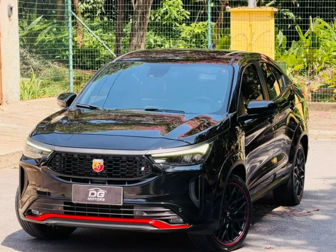 Fiat Fastback Abarth Turbo Flex 1.3 Aut. 2024