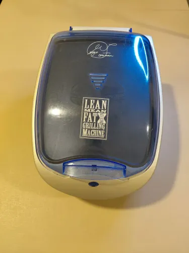 Grill elétrica George Foreman seminova<br>Lean Mean Fat Reducing Grilling Machine