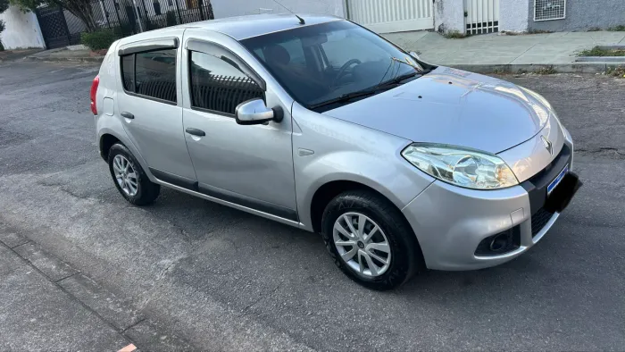 Renault Sandero Expression Hi-flex 1.0 16V 5P 2013