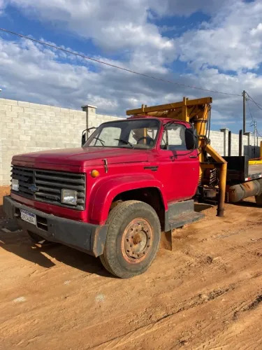 VENDE CAMINHÃO D 11000 COM MUNK , DOCUMENTADO