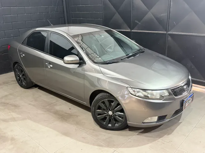 Kia Motors Cerato 1.6 16V Aut. 2012