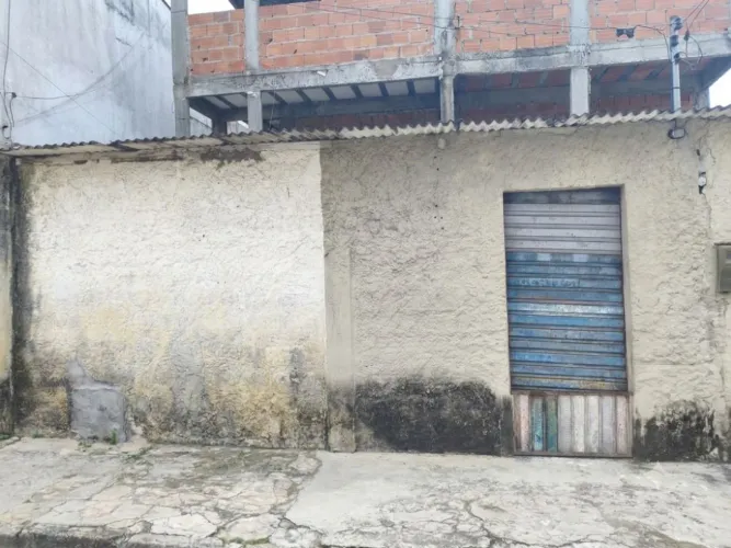 Loja no centro de Lauro de Freitas 