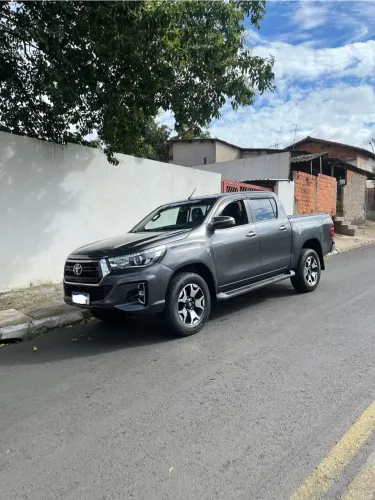 Toyota Hilux CD SRX 4X4 2.8 TDI 16V Diesel Aut. 2019