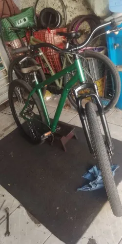 Bike aro 29 montadinha freio a disco sem marcha