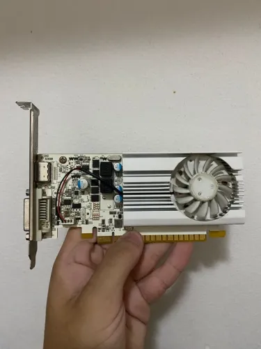 Placa de Vídeo NVIDIA GeForce GT 1030 2GB GDDR5 - Perfeita para PC básico / vídeo