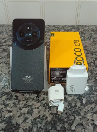 Xiaomi Poco - 256GB - 8GB+8GB - NFC