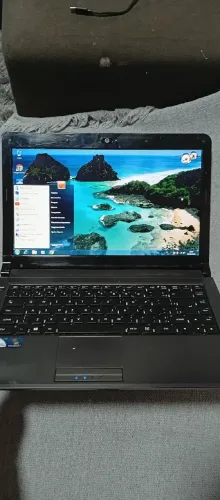 Notebook positivo 4gb hd320 wi-fi HDMI VGA dvd 3usb carregando bateria ruim