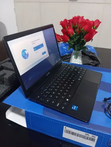 Vendo Notebook / 8gb Ram/256gb Ssd / W10 Ultra Multi, aceito propostas, está na garantia