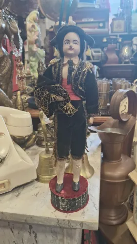 Boneco toureiro espanhol antigo e raro Boneco da época medidas 27 cm