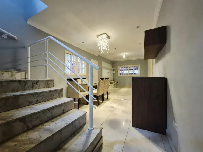 Casa para venda tem 104 metros quadrados com 3 quartos em Jardim Cláudia - São Paulo - São