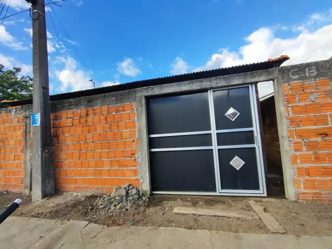 Alugo casa na Vila Cristina - Parintins