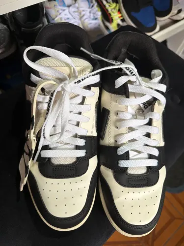 Tênis off-white importado TAM 40 Br