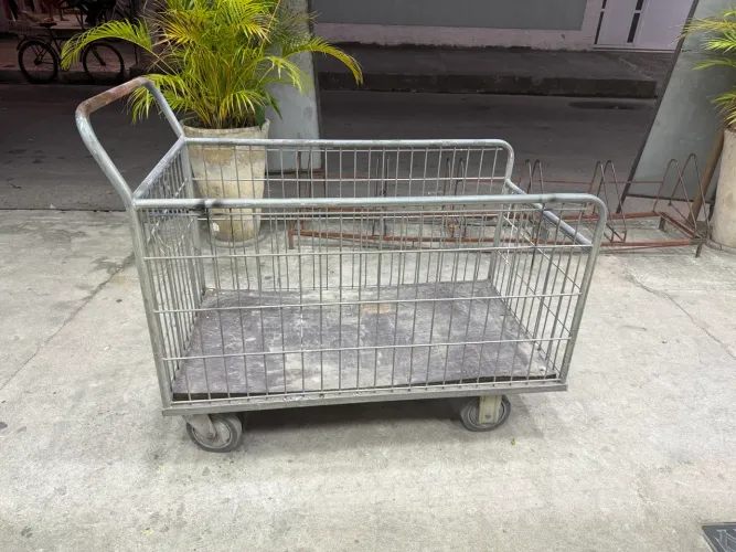 Carrinho de estoque 
