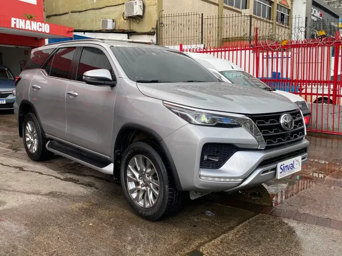 Toyota Hilux SW4 SRX 4X4 2.8 TDI 16V Dies. Aut. 2022