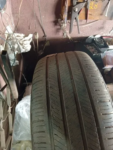 Pneus 255/60/18