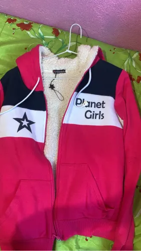 Blusa de frio planet girls