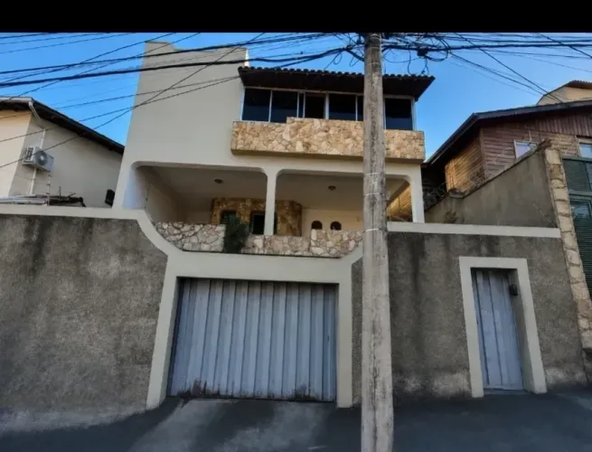 Excelente Casa à Venda São João Batista (Imóvel para venda tem 306 metros quadrados com 4