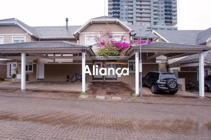 Casa para aluguel com 5 dormitórios, 4 vagas de carro, churrasqueira e piscina no bairro J
