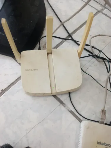 Roteador 3 antenas