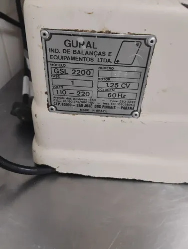 Máquina moer