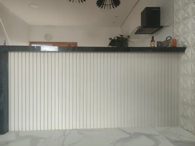 Placas de gesso 3d e moldura roda teto