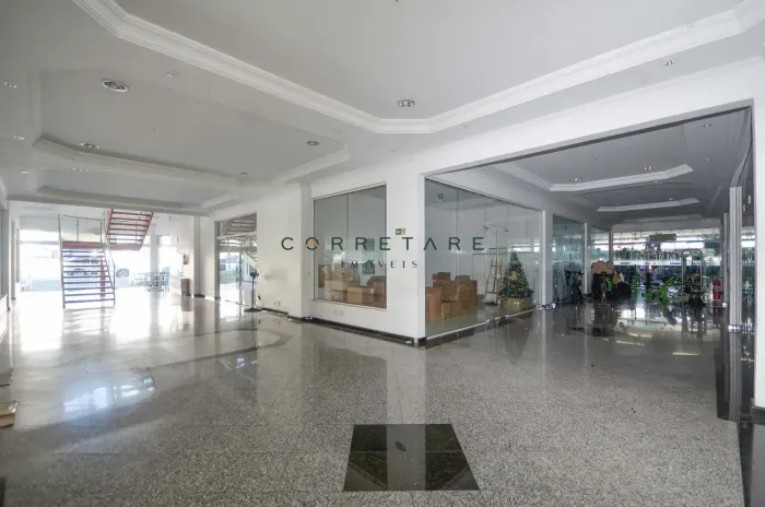 COMPLEXO COMERCIAL NO BAIRRO ALTO com 5.000m². (IDEAL PARA CLÍNICAS, CONSULTÓRIOS, FACULDA