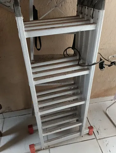 Escada articulada 16 degraus