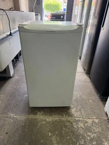 FRIGOBAR CONSUL BEM CONSERVADO COM GARANTIA
