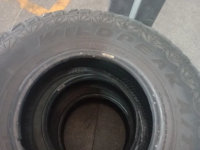 Pneu pra caminhonete range a gasolina